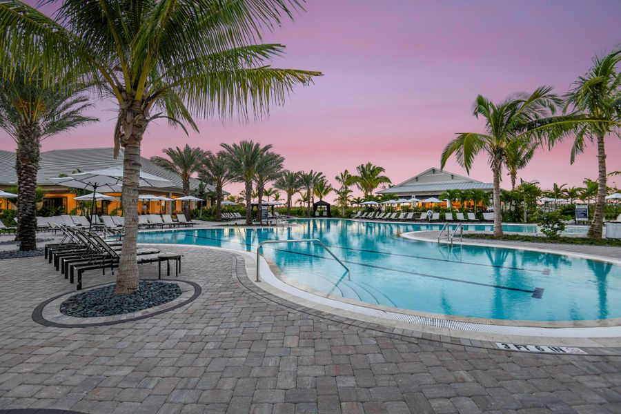 Community amenities in Esplanade Lake Club, Fort Myers (Image 27).