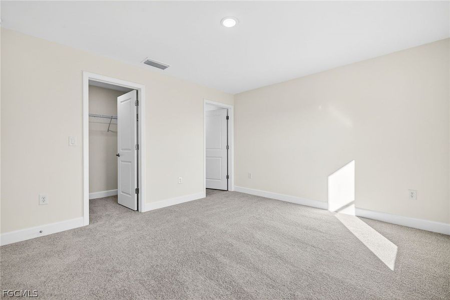 Spacious, unfurnished interior of a new home in Cape Coral, Cape Coral (Image 14). Spacious, unfurnished interior of a new home in Cape Coral, Cape Coral (Image 14).