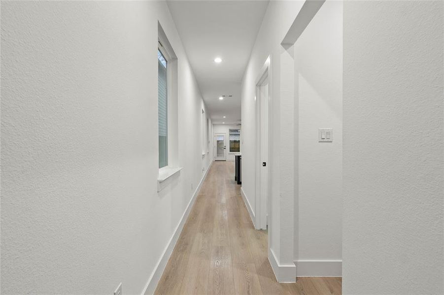 Spacious, unfurnished interior of a new home in , Dallas (Image 11).