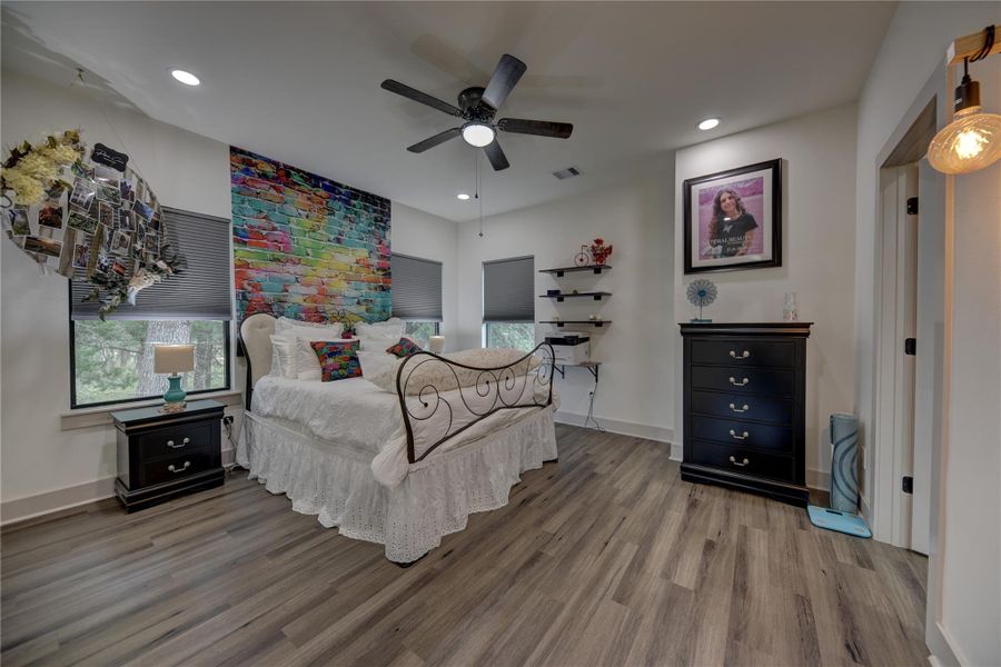 Inviting Primary Bedroom, 2nd Floor Inviting Primary Bedroom, 2nd Floor