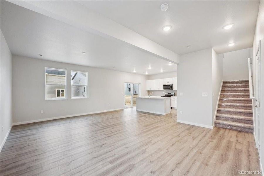 Spacious, unfurnished interior of a new home in Farmlore, Brighton (Image 16).