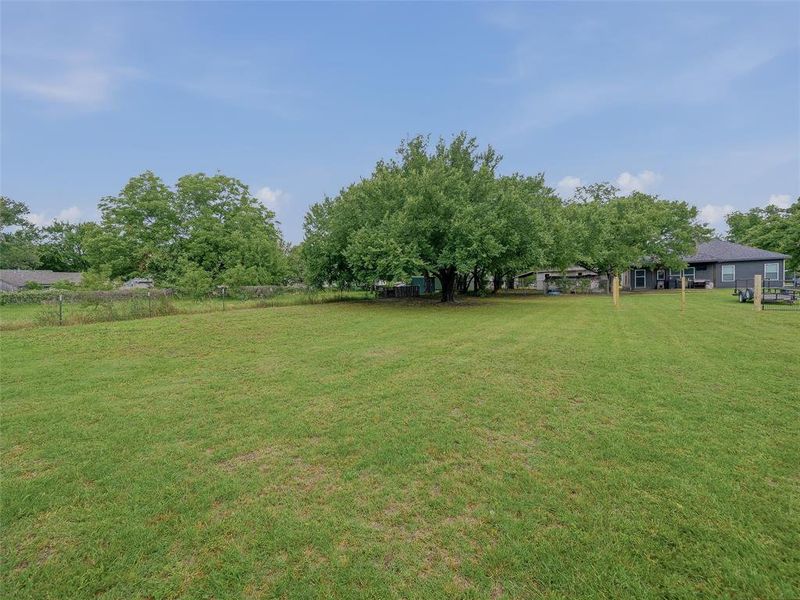 Natural landscape and outdoor views near in Weatherford (Image 27). Natural landscape and outdoor views near in Weatherford (Image 27).