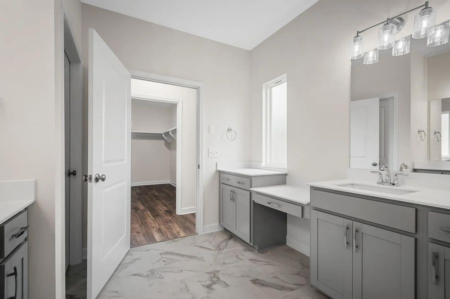 The Courtland C Primary Suite Bathroom