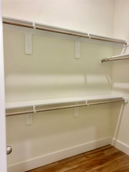 Spacious, unfurnished interior of a new home in , Port Lavaca (Image 10).