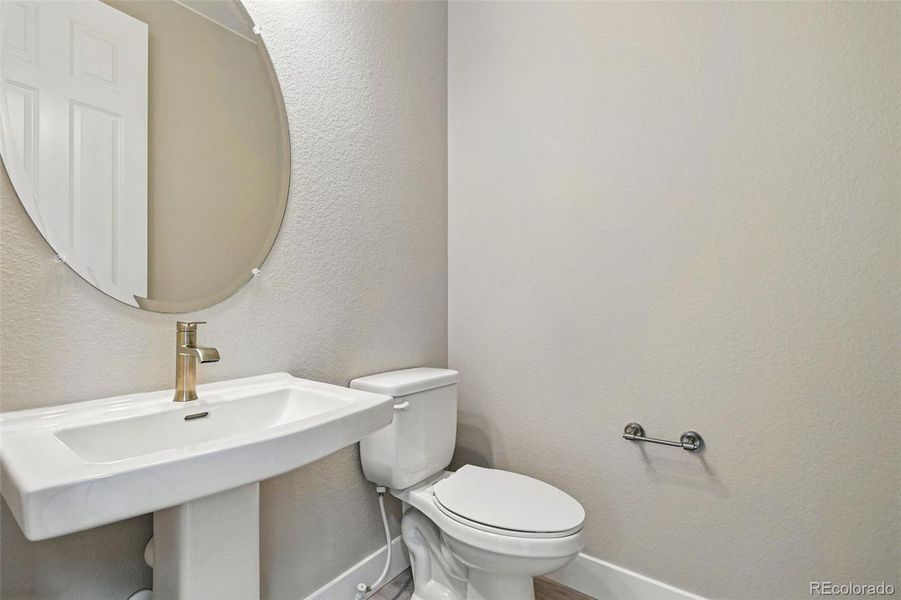 9329 Russell Circle ~ Ready Now