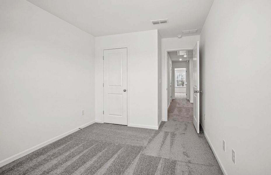 Spacious, unfurnished interior of a new home in Mallard Park, Charlotte (Image 17). Spacious, unfurnished interior of a new home in Mallard Park, Charlotte (Image 17).