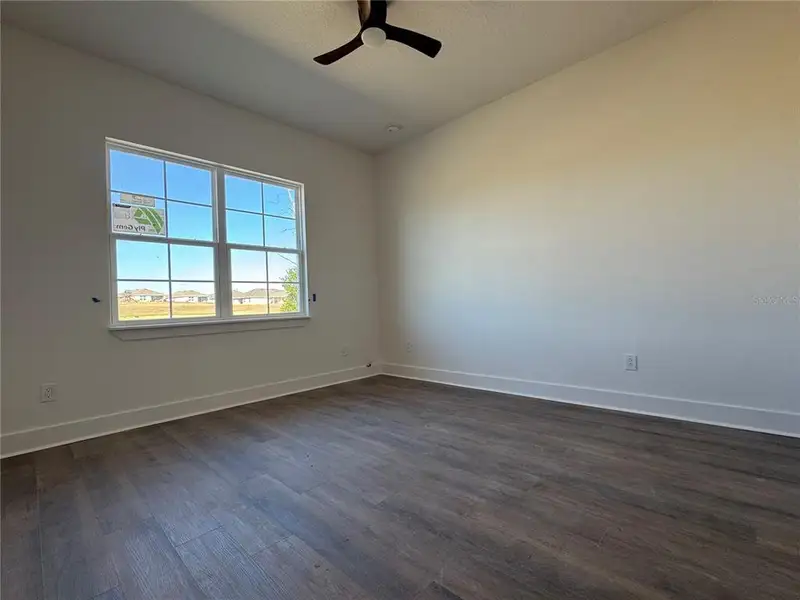 Spacious, unfurnished interior of a new home in , Beverly Hills (Image 10).