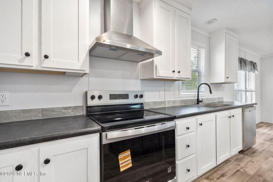 Furnished interior view inside a new home in , Hawthorne (Image 14).