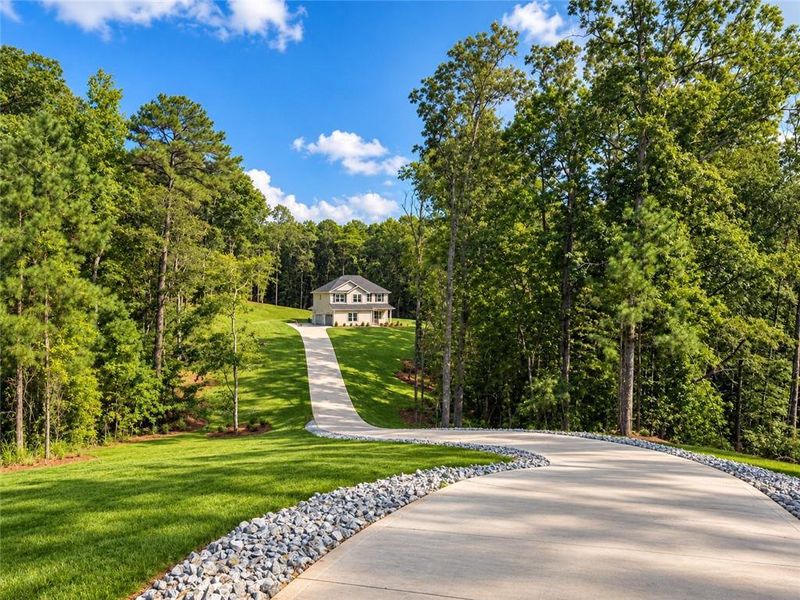 Natural landscape and outdoor views near Tuscany Hills in Douglasville (Image 45).