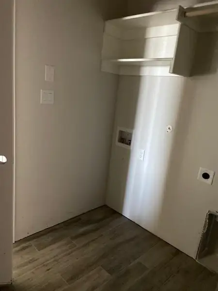 Spacious, unfurnished interior of a new home in Hillview Addition, Decatur (Image 13).