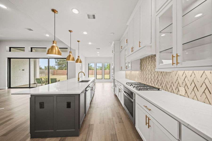 So much space in this kitchen. 2nd oven is below the stove. So much space in this kitchen. 2nd oven is below the stove.