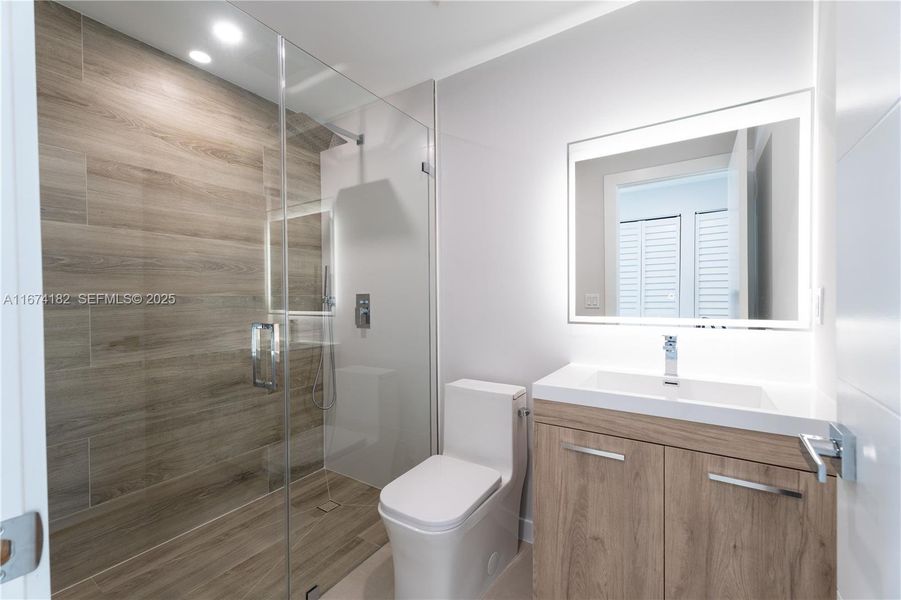 Furnished interior view inside a new home in , Key Largo (Image 5).