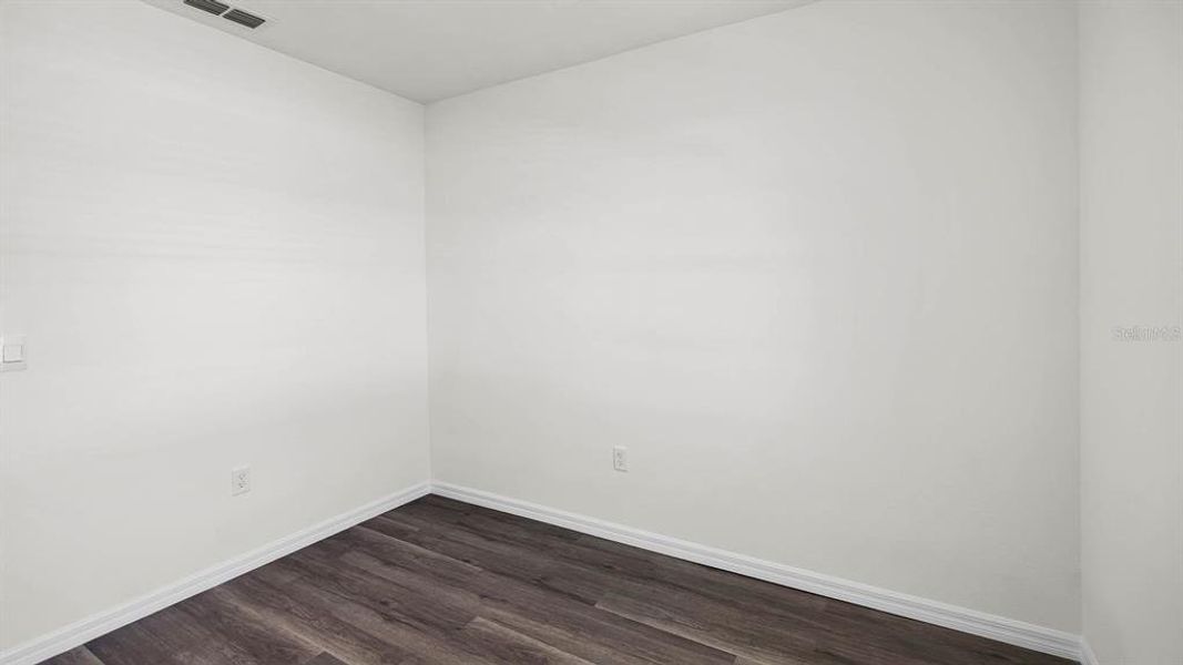 Spacious, unfurnished interior of a new home in , Winter Haven (Image 19).