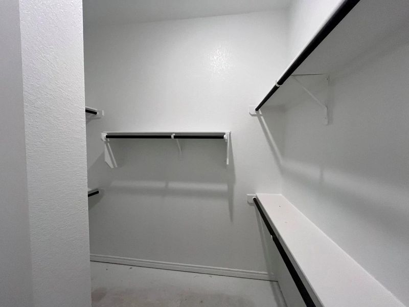 Image 27 of a home in Lariat.