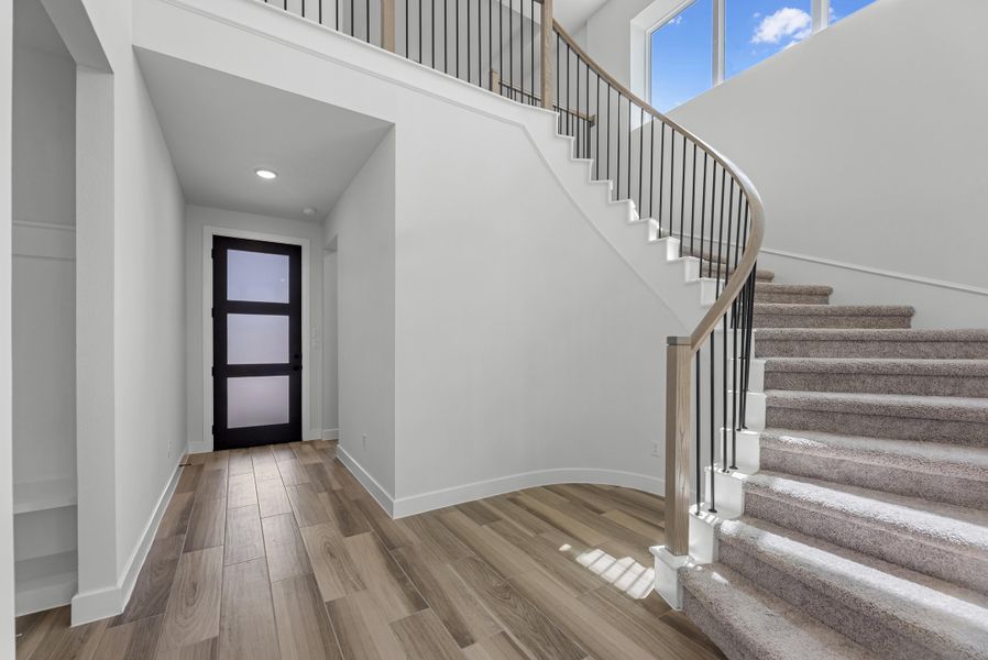 Spacious, unfurnished interior of a new home in Sienna, Missouri City (Image 10). Spacious, unfurnished interior of a new home in Sienna, Missouri City (Image 10).