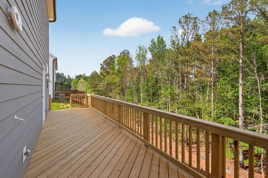 Exterior details and patio area of a home in Edgewater - Lakeview Point, Lancaster (Image 3).