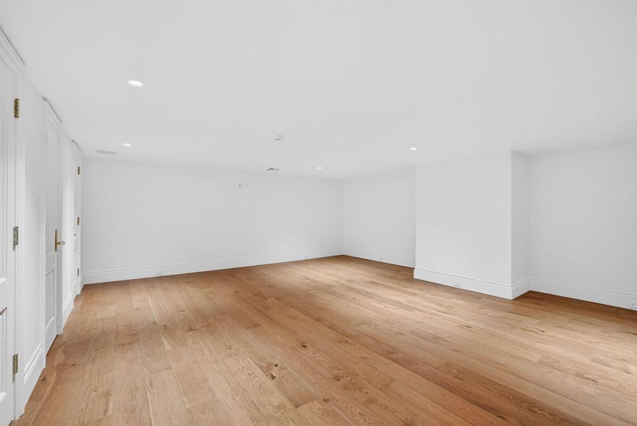 102-web-or-mls-699A6747 102-web-or-mls-699A6747