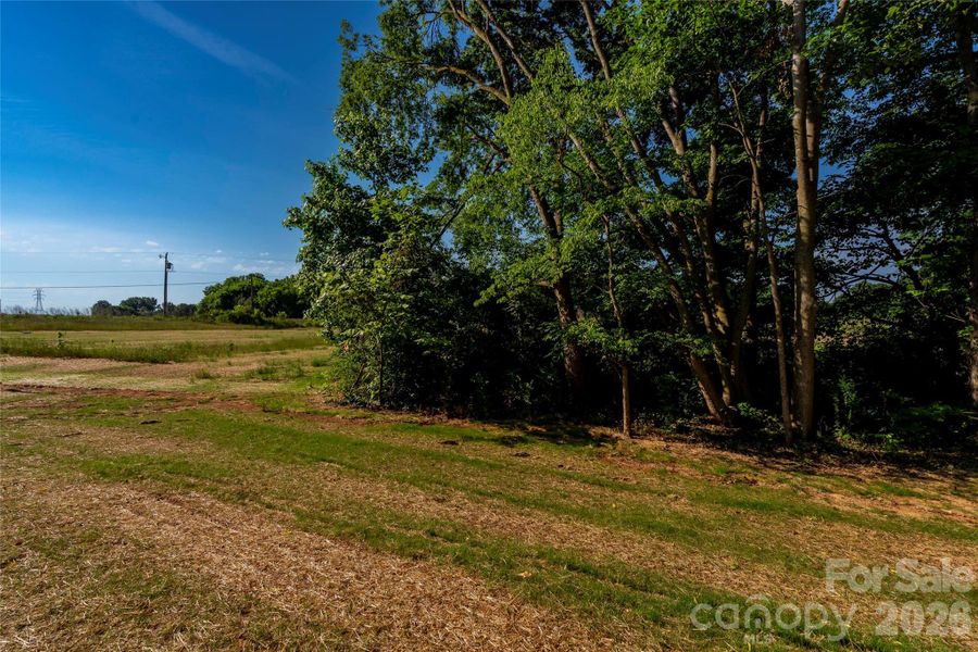 Natural landscape and outdoor views near in Monroe (Image 35). Natural landscape and outdoor views near in Monroe (Image 35).