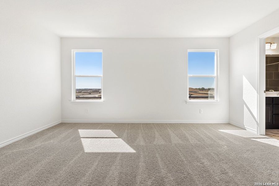Spacious, unfurnished interior of a new home in Punta Verde, Converse (Image 14). Spacious, unfurnished interior of a new home in Punta Verde, Converse (Image 14).