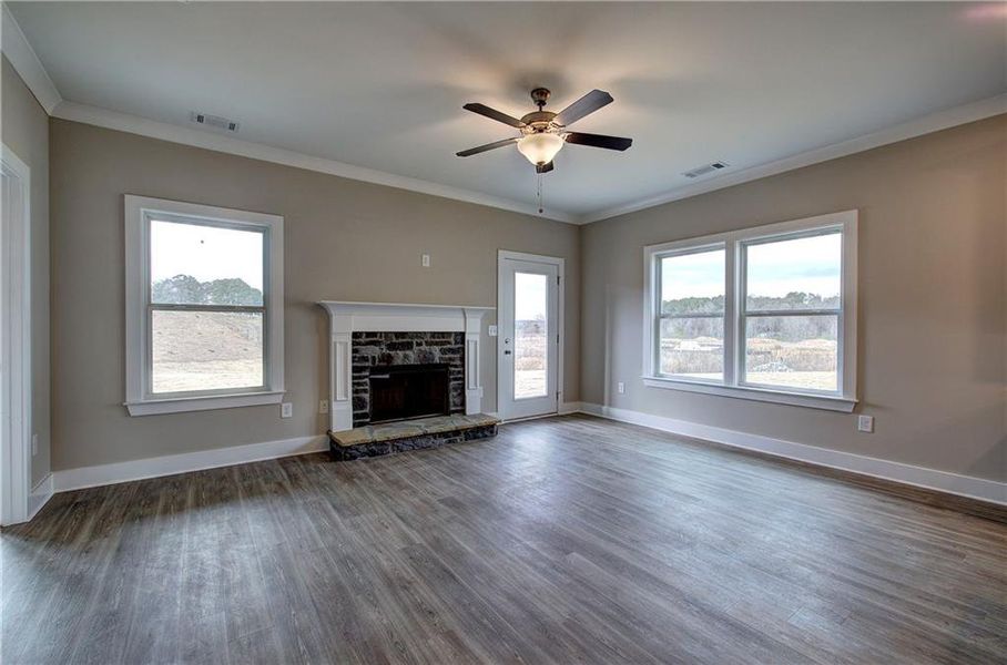 Spacious, unfurnished interior of a new home in , Cartersville (Image 25).