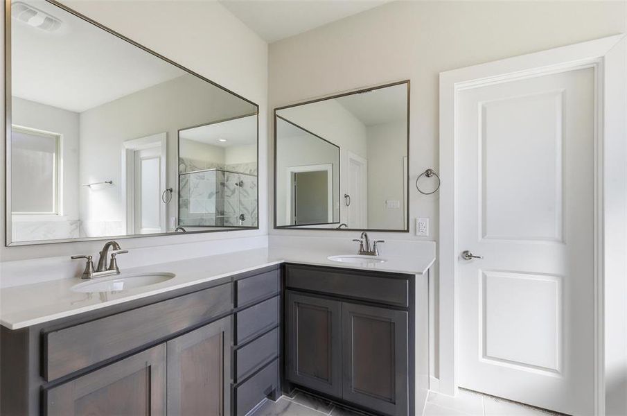 Furnished interior view inside a new home in Pyramid Acres, Benbrook (Image 10). Furnished interior view inside a new home in Pyramid Acres, Benbrook (Image 10).