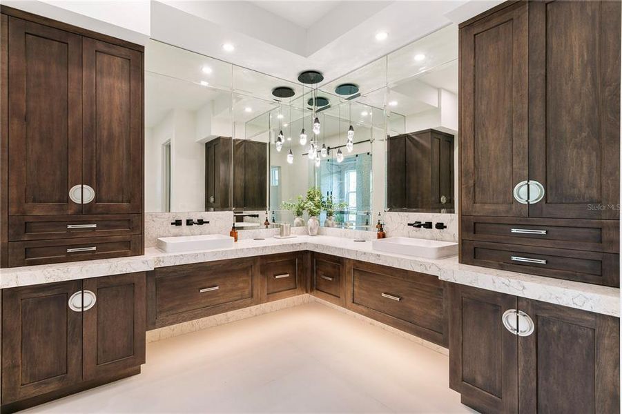 Furnished interior view inside a new home in , Tampa (Image 49).