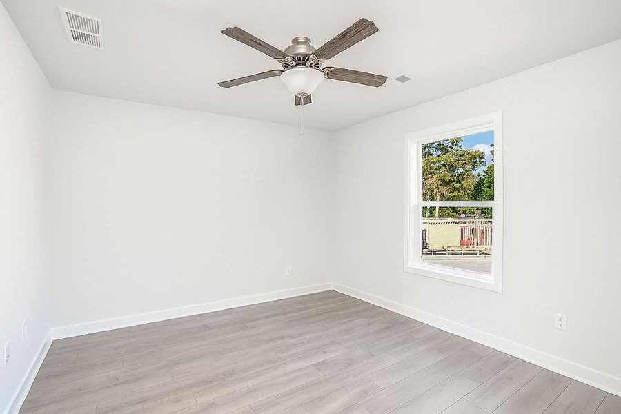 Spacious, unfurnished interior of a new home in , Fayetteville (Image 6).