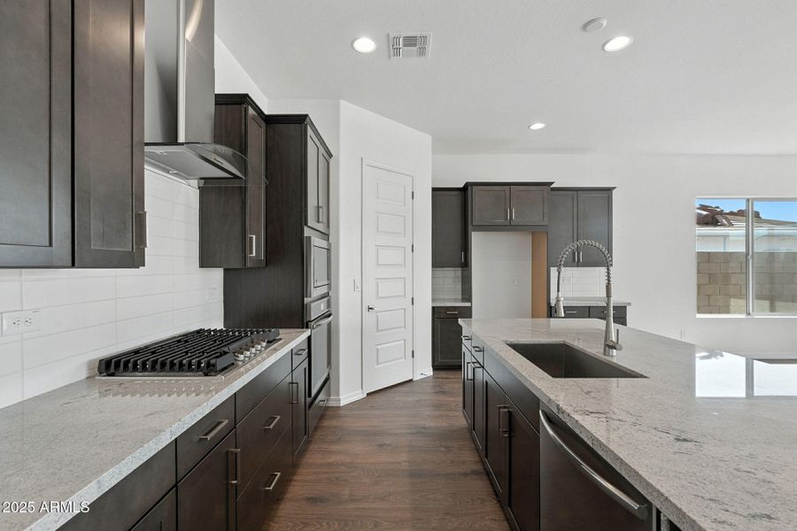 11-web-or-mls-El Nido-11