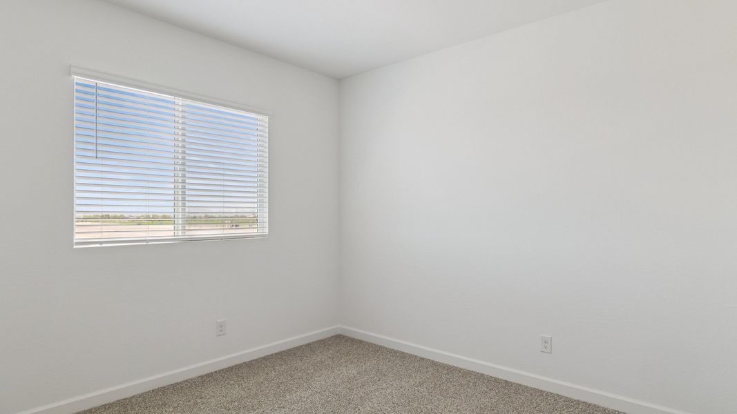 Representative unfurnished interior of a home built from the Crow by D.R. Horton in Zanjero Pass, Glendale (Image 44).