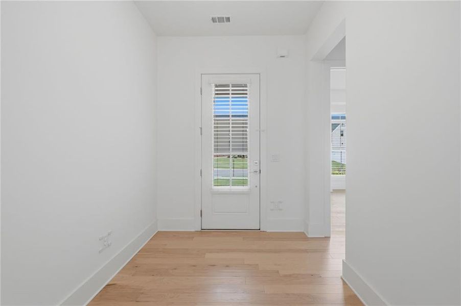 Spacious, unfurnished interior of a new home in , Cumming (Image 13).