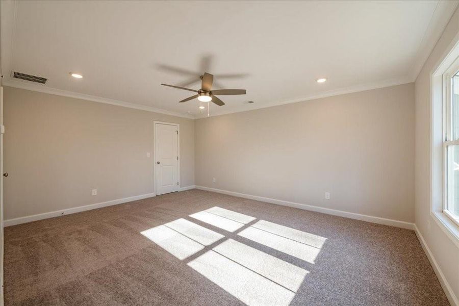 Spacious, unfurnished interior of a new home in River Walk Place, Lawrenceville (Image 24).