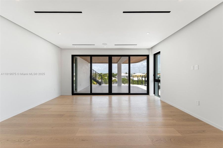 Spacious, unfurnished interior of a new home in , Key Largo (Image 15). Spacious, unfurnished interior of a new home in , Key Largo (Image 15).