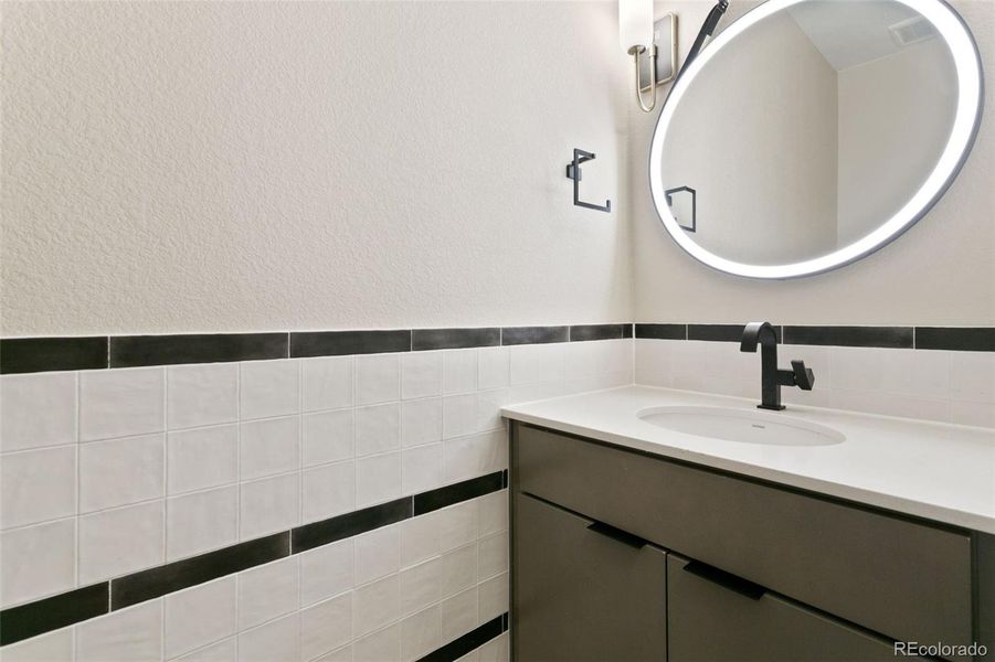 Image 44 of a home in .