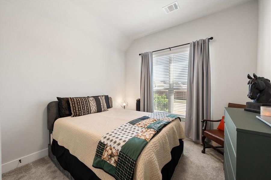 Furnished interior view inside a new home in , Waxahachie (Image 19).