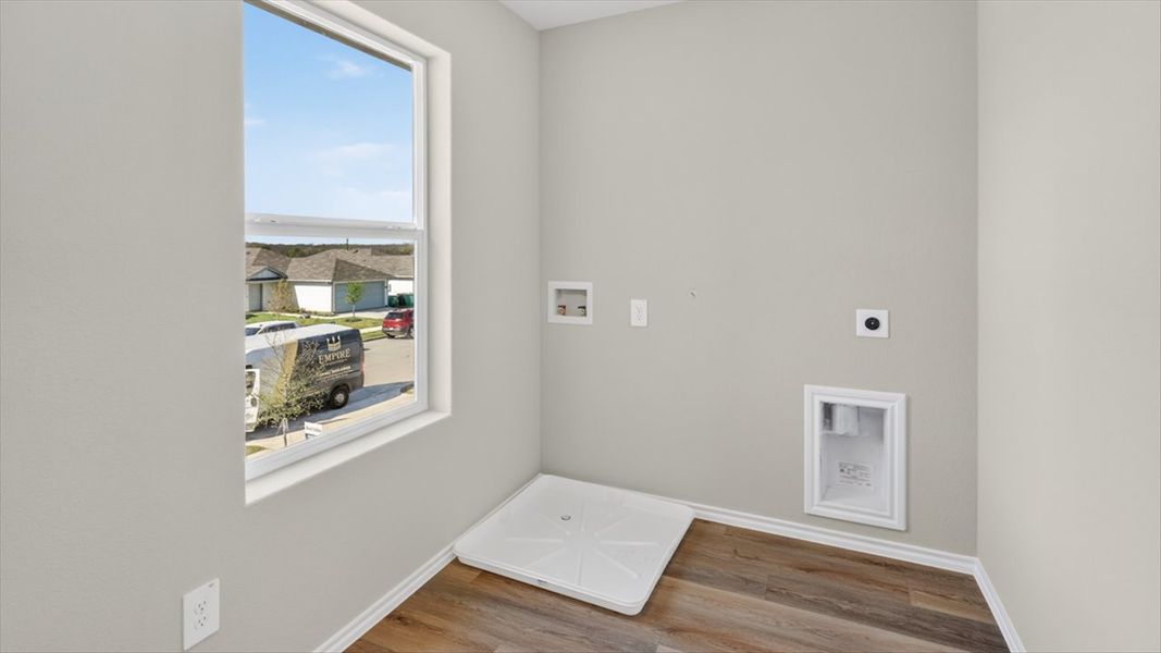 Spacious, unfurnished interior of a new home in Hickory Grove, Krum (Image 15). Spacious, unfurnished interior of a new home in Hickory Grove, Krum (Image 15).
