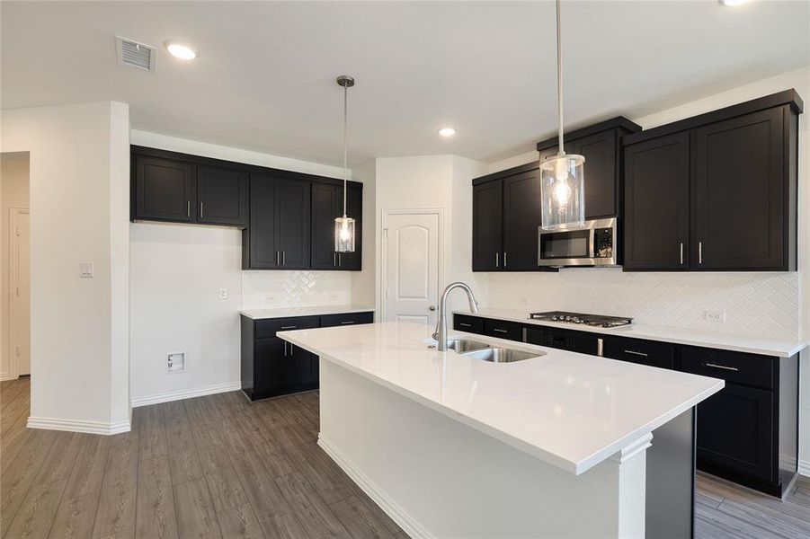 Spec Elevon 256 Bright Alcove-012 Spec Elevon 256 Bright Alcove-012