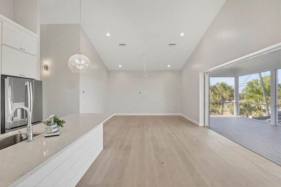 Spacious, unfurnished interior of a new home in , Englewood (Image 40).