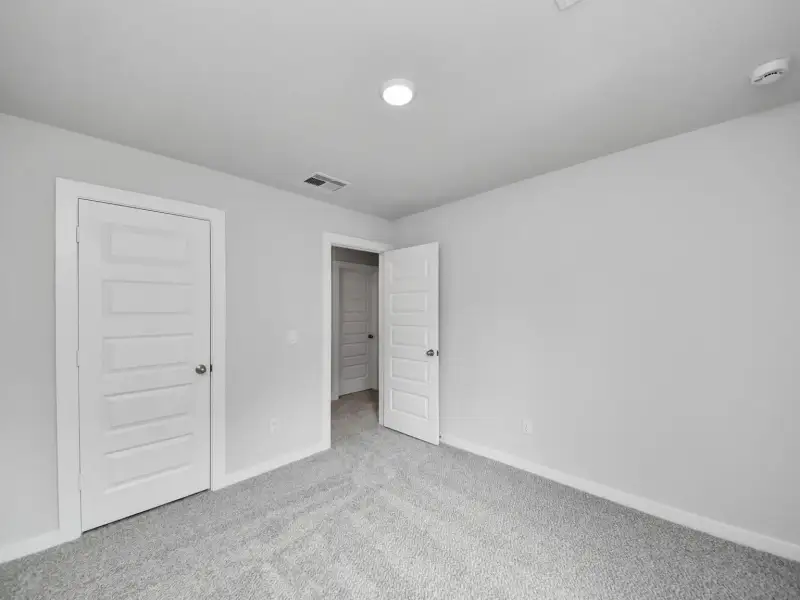 Spacious, unfurnished interior of a new home in Windmill Estates, Magnolia (Image 24).