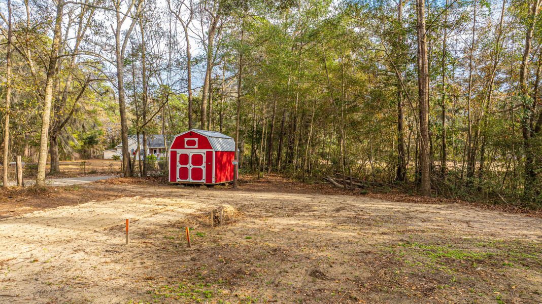 Image 13 of a home in . Image 13 of a home in .