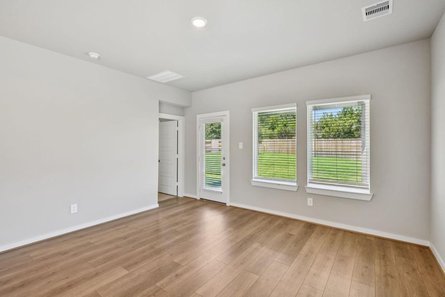 Spacious, unfurnished interior of a new home in Pine Lake Cove - Traditional Series, Montgomery (Image 43). Spacious, unfurnished interior of a new home in Pine Lake Cove - Traditional Series, Montgomery (Image 43).