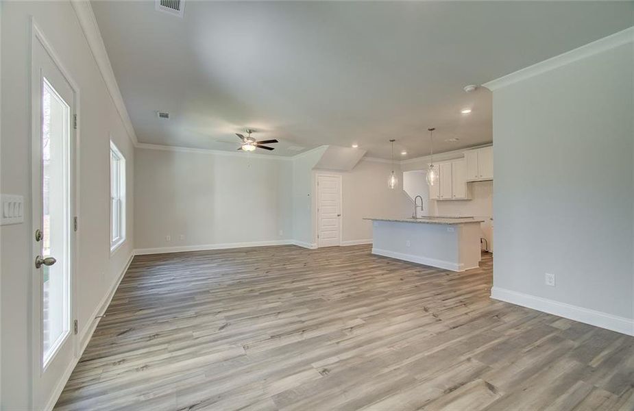 Spacious, unfurnished interior of a new home in Crofton Place Enclave, Snellville (Image 26).
