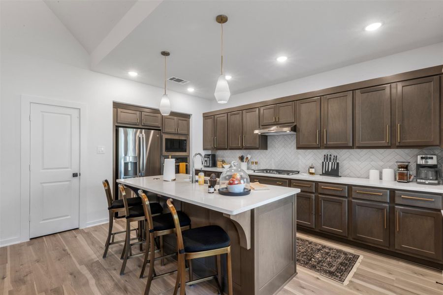 Long kitchen island Long kitchen island