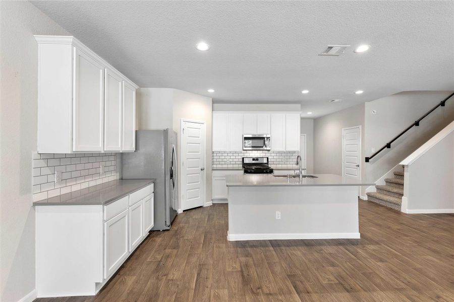 Furnished interior view inside a new home in , Anahuac (Image 8). Furnished interior view inside a new home in , Anahuac (Image 8).