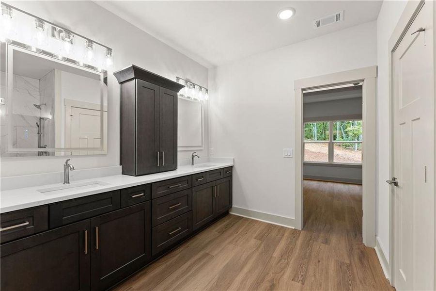 Furnished interior view inside a new home in , Baldwin (Image 22).