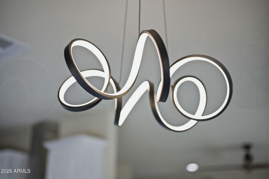 42-web-or-mls-158 N Pettoshas Dr-41