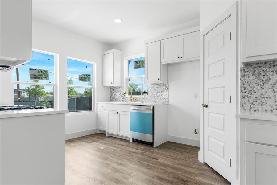 Furnished interior view inside a new home in , Dallas (Image 9). Furnished interior view inside a new home in , Dallas (Image 9).