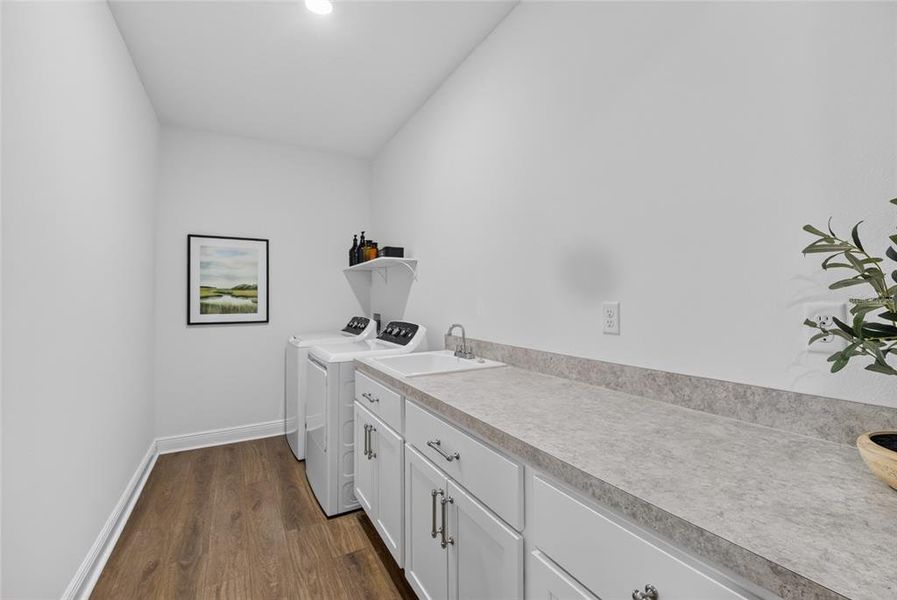 Furnished interior view inside a new home in , Alachua (Image 24).
