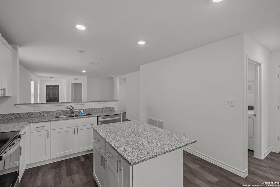 Furnished interior view inside a new home in Horizon Ridge, San Antonio (Image 5). Furnished interior view inside a new home in Horizon Ridge, San Antonio (Image 5).