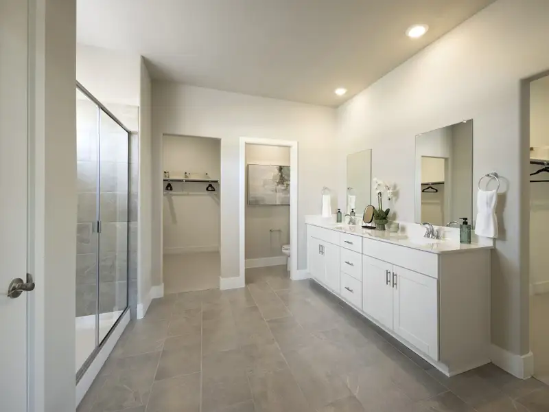 Furnished interior view inside a new home in Lakehaven - Signature Series, Farmersville (Image 8).