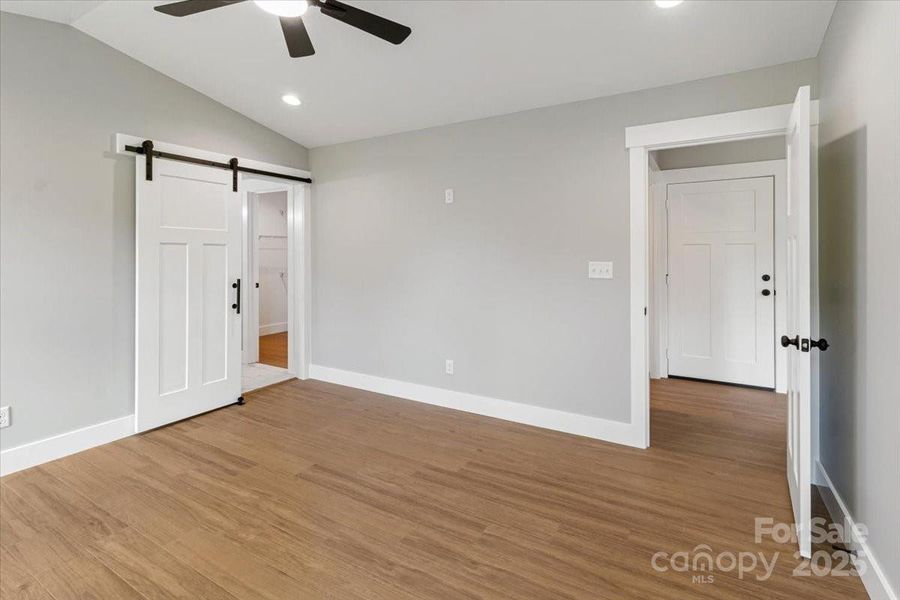 Spacious, unfurnished interior of a new home in , Marshall (Image 29).